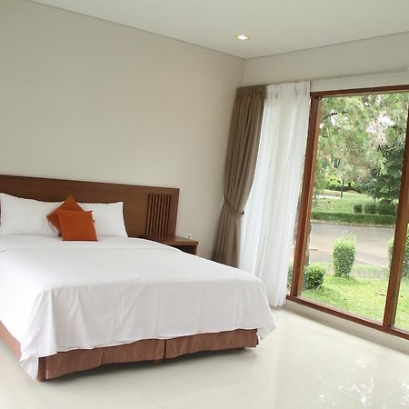 Country Woods Jakarta Apart otel Cilandak  Dış mekan fotoğraf